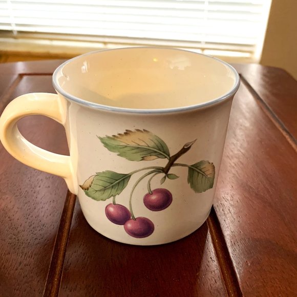 Savoir Vivre Luscious JJ017 Coffee/Tea Flat Cup - Picture 1 of 5